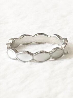 5/$15 🩷 MUST BUNDLE Silver White Marquise Enamel Stackable Band - Women Jewelry